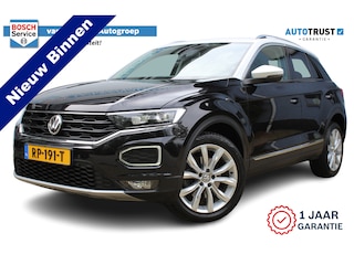 Volkswagen T-Roc 1.0 TSI Style | Incl. 12 maanden Garantie | Adaptive cruise controle | Navigatie | Draadloze telefoonlader | Climate controle | Apple CarPlay/Android Auto | Elektrische kofferbakklep | Parkeersensoren V+A | Virtual cockpit | Origineel NL Auto | NAP |