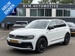 Volkswagen Tiguan 1.5 TSI ACT Highline Business R R LINE | PANORAMA DAK | DIGIT. DASHB. | CAMERA | ODERH. HISTORIE | CAR PLAY | TREKHAAK