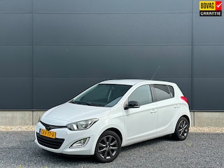 Hyundai i20 1.2 HP i-Motion Airco | Radio