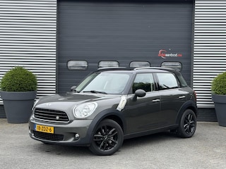 Mini Countryman 1.6 One Edition | Navigatie | Cruise Control | Lichtmetalen Velgen |