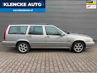 Volvo V70 2.5 Exclusive-Line AUTOMAAT 231.893km Leer Cruise ctrl Climate ctrl 2e eigenaar 5-cilinder