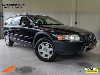 Volvo XC70 2.5 T Summum Youngtimer I NAP I Leer I Trekhaak I Clima I Winterpakket I 16" I Navi I