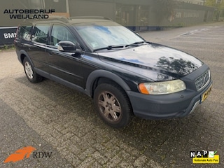 Volvo XC70 2.5 T Summum Youngtimer I NAP I Leer I Trekhaak I Clima I Winterpakket I 16" I Navi I
