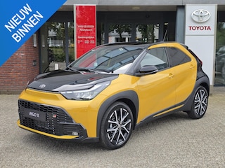 Toyota Aygo Hybrid 115 GR Sport JBL-AUDIO 18''LM-VELGEN KEYLESS PARK-SENSOREN STOELVERW NAVI CLIMA AD-CRUISE