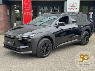Toyota bZ4X Touring Dynamic 75 kWh APPLE/ANDROID BLINDSPOT CLIMA PARK-SENSOR STOEL/STUURVERWARMING EL-BESTUURDERSSTOEL EL-ACHTERKLEP