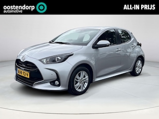 Toyota Yaris 1.5 Hybrid 115 Active | Stoel- + stuurverwarming | Parkeersensoren | Carplay | Licht metalen velgen |