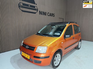 Fiat Panda 1.2 Emotion Pano/Zeer netjes/Lage kilometers
