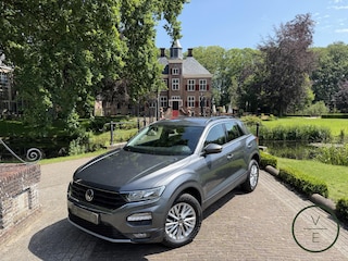 Volkswagen T-Roc 1.5 TSI Style | Camera | Keyless |