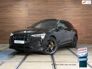 Audi e-Tron 55 quattro S-line Black edition 407pk 95 kWh | VOL! | Pano | Trekhaak | B&O Sound | ACC | HuD | City&Tour Assist Pack