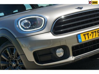 Mini Countryman 1.5 Cooper Chili 136pk Automaat - Melting Silver - Panorama/Carplay/Camera