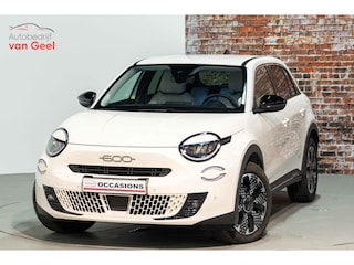 Fiat 600 1.2 Hybrid La Prima | Adaptive Cruise Control | Keyless-Entry&Go | Achteruitrijcameramet360°SurroundView | Leder