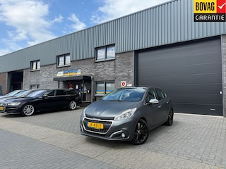 Peugeot 208 1.2 110PK Allure | 2E EIGENAAR | 12MND GARANTIE | PANO | DAB | CARPLAY | NAVI | CRUISE | JBL | AIRCO | TREKHAAK | MAT |
