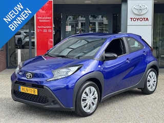 Toyota Aygo 1.0 VVT-i MT Play APPLE/ANDROID AD-CRUISE CAMERA AIRCO DAB+ LICHTSENSOR