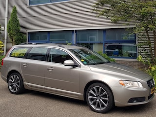 Volvo V70 D3 5-Cil Navi Trekhaak 18"Vlg BlueTooth
