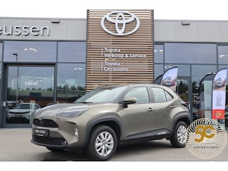 Toyota Yaris Cross 115 HYBRID DYNAMIC STOEL/STUURVERW BLIND-SPOT PARK-SENSOREN CAMERA AD-CRUISE CLIMA APPLE/ANDROID