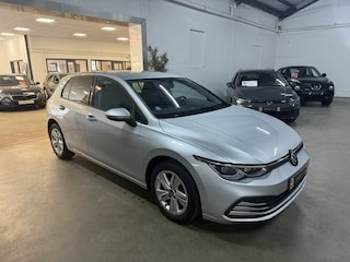 Volkswagen Golf 1.0 eTSI Life Bns DSG AUTOMAAT