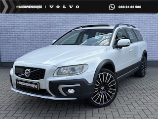 Volvo XC70 2.0 T5 FWD Summum | Trekhaak | Schuifdak | Parkeersensoren | BLIS | Cruise Control Adaptief | Lederen Bekleding | Bi-Xenon | Stoelverwarming | Elektrische Achterklep