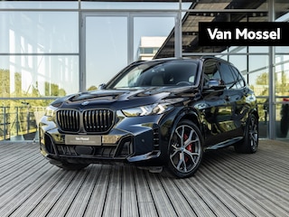 BMW X5 xDrive50e | M-SPORT PRO | 21 INCH | SOFTCLOSE | STOELVENTILATIE | HEAD-UP | HARMAN KARDON | ICONIC GLOW GRILL | SKYLOUNGE PANORAMA/SCHUIF-KANTELDAK | CARBONSCHWARZ | SHADOWLINE | DRIVING ASSISTANT PROF | TRAVEL PAKKET | COMFORT PAKKET + | INNOVATIE PAKKET |