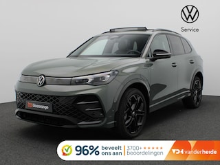 Volkswagen Tiguan 1.5 eHybrid R-Line Edition 272PK DSG Pano-Schuifdak, Black Style, Trekhaak, 20" LM Velgen, Leder, Memorystoel, Head-Up Display, Harman-Kardon, Matrix LED-Verlichting, 360gr. Camera, Navi, Elektr. Achterklep