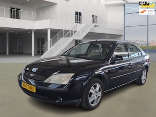 Ford Mondeo 2.0-16V Ghia