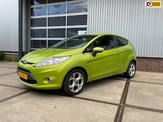 Ford Fiesta 1.6 Titanium nieuwe distributieriem + grote beurt