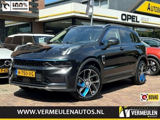 Lynk & Co 01 1.5 261PK Plug-in Hybrid Automaat + 20''/ Navi/ Clima/ Ad.Cruise/ Panorama/ Camera/ Full-LED/ Infinity/ NL auto