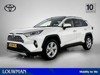 Toyota RAV4 2.5 Hybrid AWD Executive | Panoramadak | Lederen bekleding | Trekhaak |