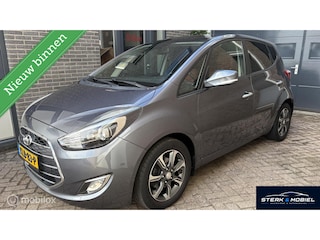 Hyundai ix20 1.6i Premium * Leder * Panoramadak * Trekhaak *