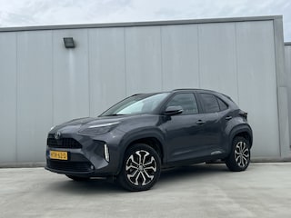 Toyota Yaris Cross 1.5 Hybrid 115 Dynamic Comfort | Dode hoek detectie | Stuur- en stoelverwarming | Parkeersensoren voor en achter