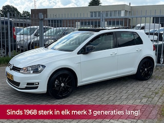 Volkswagen Golf 1.4 TSI Highline 5 deurs 125PK! PANORAMA l NAVI l CRUISE l PARKPILOT l AIRCO ECC! DEALER OH l TOPSTAAT l NW D-RIEM