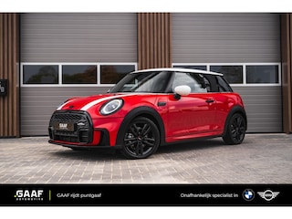 Mini Cooper 1.5 | JCW Trim | Pano Dak | Navi Prof | Stoel-/stuurverw | 17"