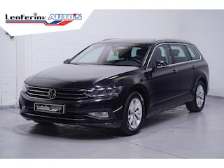 Volkswagen Passat Variant 1.5 TSI Business Virtual-cockpit Trekhaak wegklapbaar led-verlichting Navi Clima Apple Carplay Camera ACC NAP PDC v+a IQ-drive lendesteun bestuurdersstoel DAB-ontvangst achterklep electrisch bedienbaar