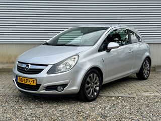 Opel Corsa 1.2-16V '111' Edition | 1ste eig, cruise, airco, apk jul 27 |