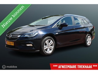 Opel Astra Sports Tourer 1.4 Turbo 150 PK Innovation, Sportstoelen, Trekhaak, Pdc voor + achter, Stoel-stuurverwarming, Donker glas, Cruise, App connect