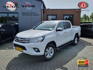 Toyota Hilux 2.4 D-4D-F Double Cab Professional Aut. 4WD