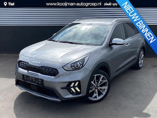 Kia Niro 1.6 GDi DynamicLine Plus Navigatie, Achteruitrijcamera, Smart Key, Privacy glass, 18" LMV, Parkeersensoren voor + achter
