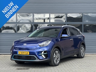 Kia Niro E-NIRO EXECUTIVELINE 64 KWH (100% SOH) I DEALER ONDERHOUDEN I 3-FASE LADEN I SCHUIF/KANTELDAK I ALL-IN PRIJS