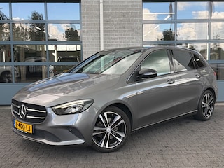 Mercedes-Benz B-klasse 200 Business Solution Plus|PANO|TREKHAAK|