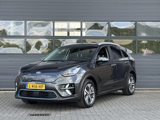 Kia Niro E-NIRO EXECUTIVELINE 64 KWH (100% SOH) I DEALER ONDERHOUDEN I 3-FASE LADEN I SCHUIF/KANTELDAK I ALL-IN PRIJS