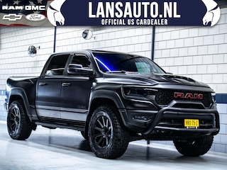 Dodge Ram 1500 TRX Blacked Out | V8 6.2L Supercharged | Dealer onderhouden 717 PK