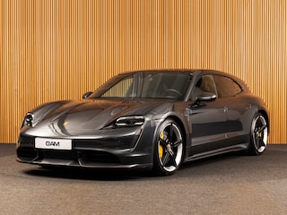 Porsche Taycan Turbo S 93 kWh CERAMIC | PANO | 18VOUDIG | CARBON