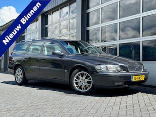 Volvo V70 2.3 T-5 Comfort Line | Automaat | Leer | Climate contr. | Volledig onderhouden | Trekhaak