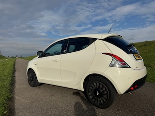 Lancia Ypsilon 0.9 TwinAir Elefantino Plus