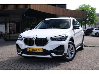 BMW X1 XDrive25e High Executive|Rijklaar!|Camera|Trekhaak|LED|Keyless|Stoelverwarming|Clima|Cruise