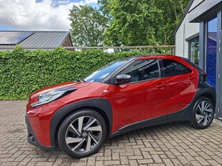 Toyota Aygo 1.0 VVT-i MT Premium Cabrio, ad. cruise, Apple/Android