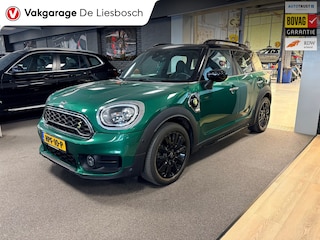 Mini Countryman 1.5 Cooper S E ALL4 Chili John Cooper Works stuur en sport-stoelen / stoelverwarming / Navigatie / carplay