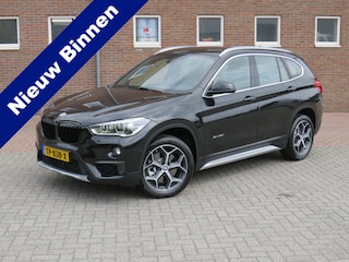 BMW X1 sDrive20i Corporate Lease High Executive * Rijklaarprijs incl. garantie * Automaat * PDC V+A * Electrische A-Klep *