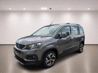 Peugeot Rifter 1.2 Puretech Active Peugeot Rifter 1.2 PureTech Active | Ruime gezinsauto | Trekhaak | CarPlay | Cruise | PDC
