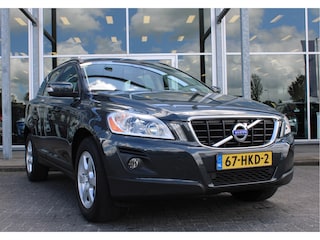 Volvo XC60 3.0 T6 286PK Automaat AWD Momentum | 6 Cilinder | Trekhaak | Leder | Parkeersensoren achter | Cruise Control | Climate Control |