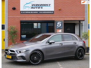 Mercedes-Benz A-klasse 200 Business Solution. stoelverwarming/koel. sfeerverlichting. leder